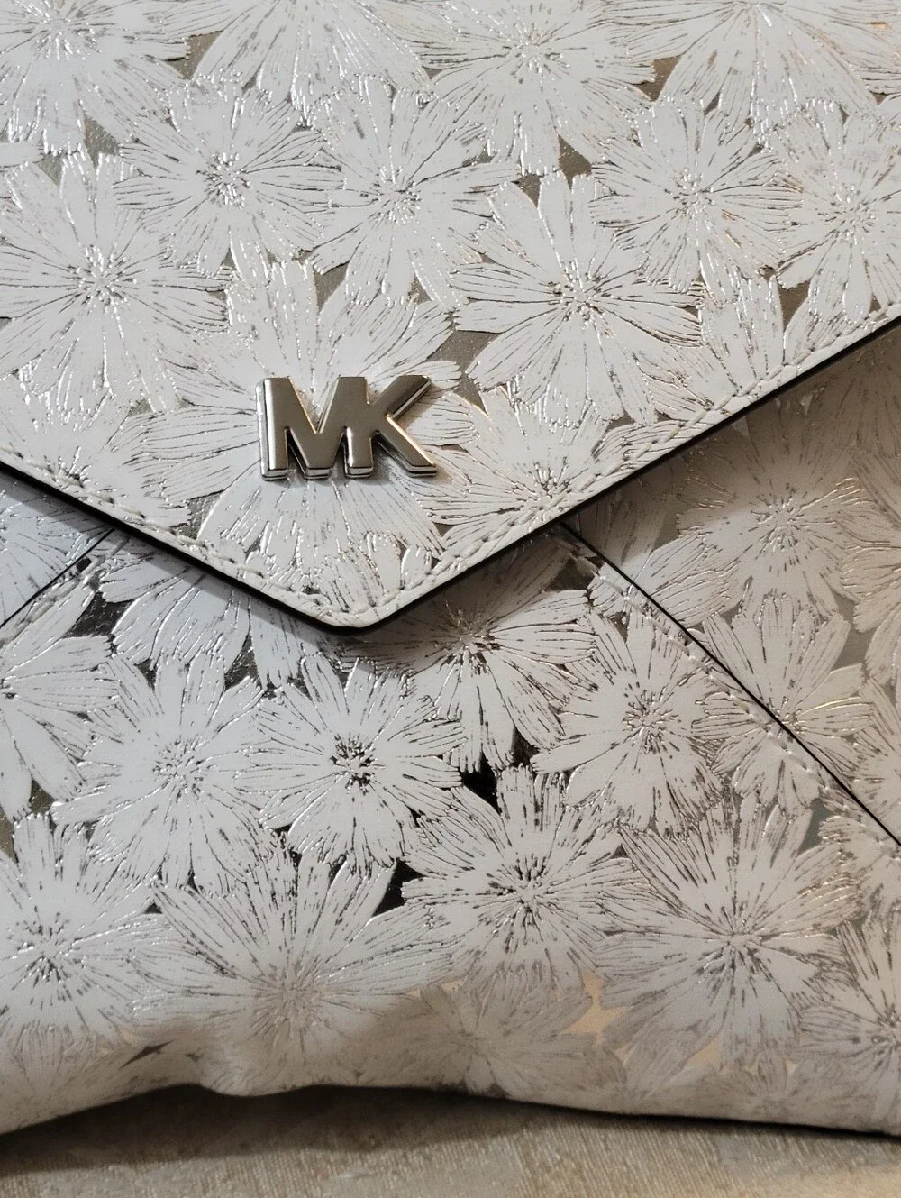 Michael Kors Medium Barbara Envelope Clutch with Chain Strap NWOT